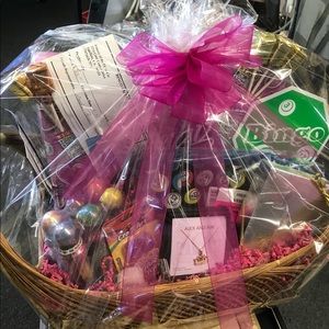 Meet your Posher, Charlene